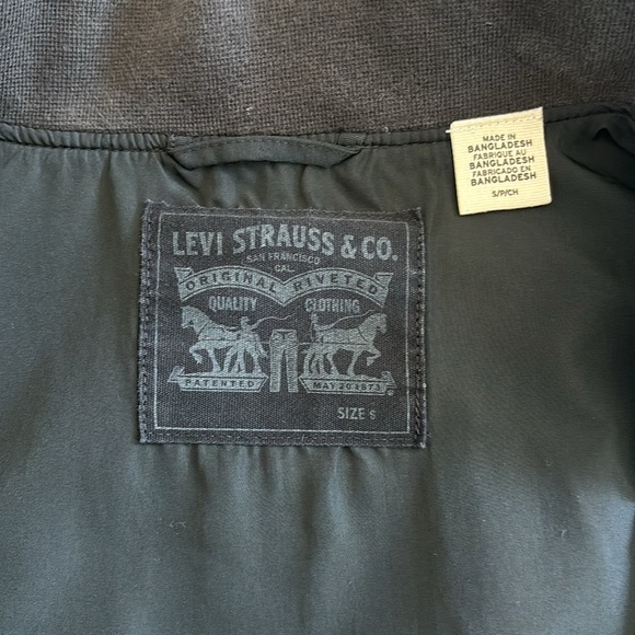 Levi Black windbreaker jacket - Picture 3 of 4